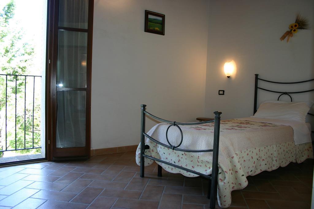Il Poggiolo Villa Montieri Room photo